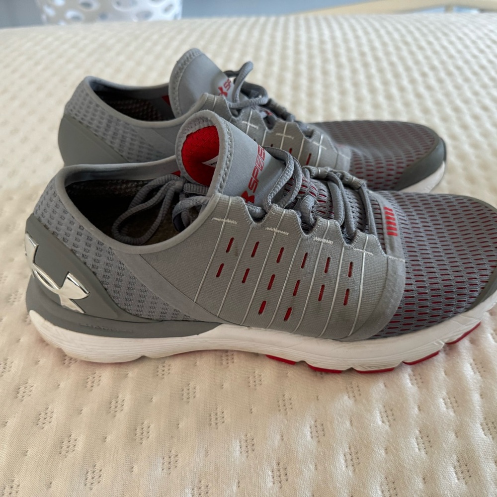Under Armour Speed Form Europa Size 9 Men